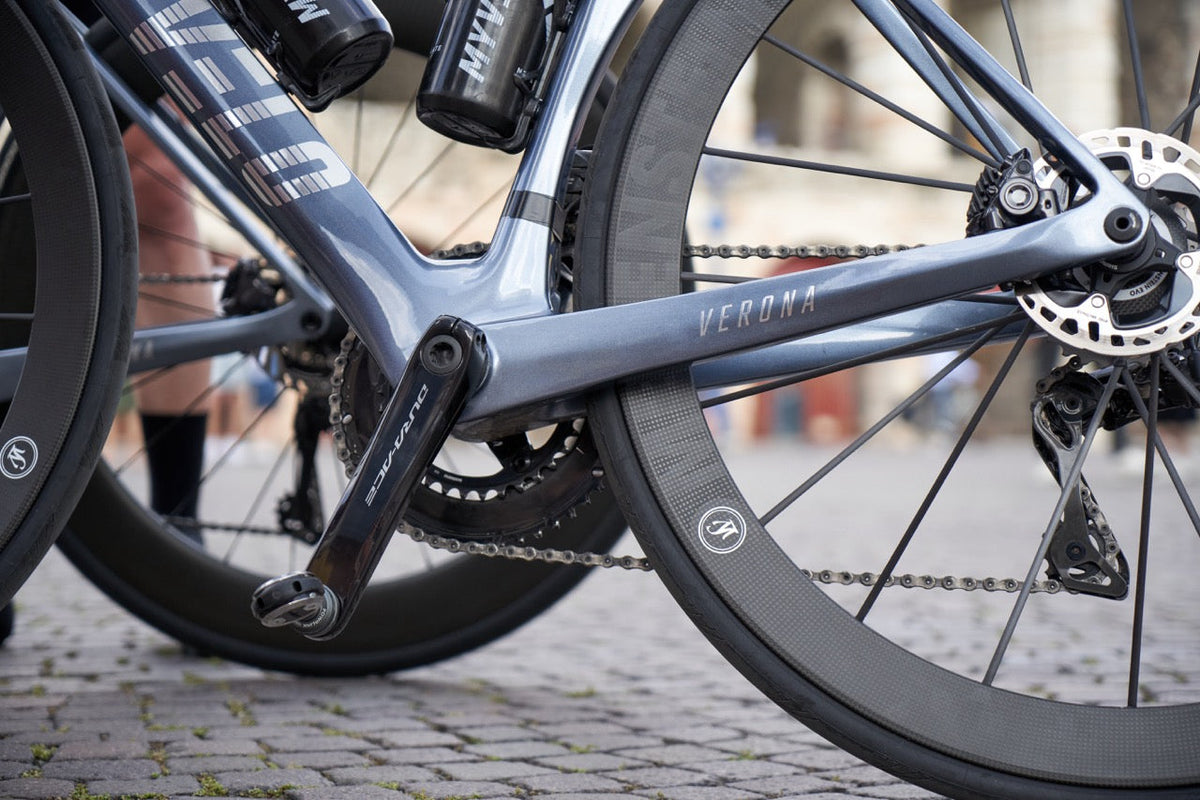 rennrad größentabelle KABON Carbon Rennrad, T800 Carbon Fiber Rahmen 700C mit 18 Gang, Integriertem Kohlefaser Lenker, Scheibenbremsen Ultraleichtes Rennfahrrad Carbonrad für Erwachsene Sport & Freizeit Color:Blast Pop Specialized Command Post BlackLite giraffe