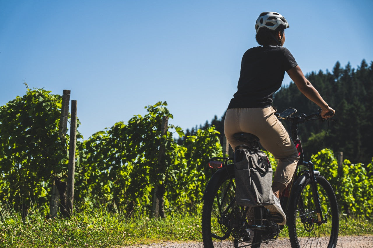 Hausratversicherung vs. Fahrradversicherung: Was ist besser für dein E-Bike?