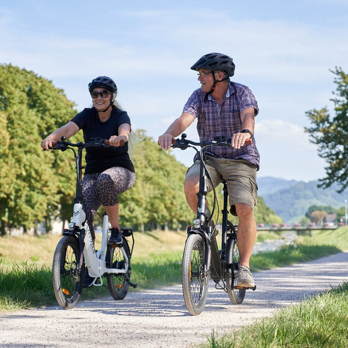E-Bike bei Arthrose: Warum Radfahren die Gelenke schont