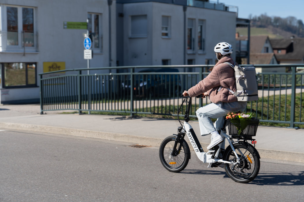 Berlin electric folding bike 